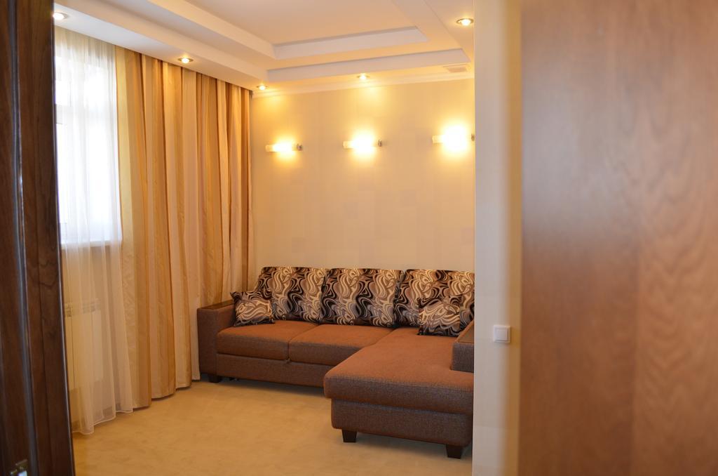 Mereke Hotel Ust-Kamenogorsk Room photo